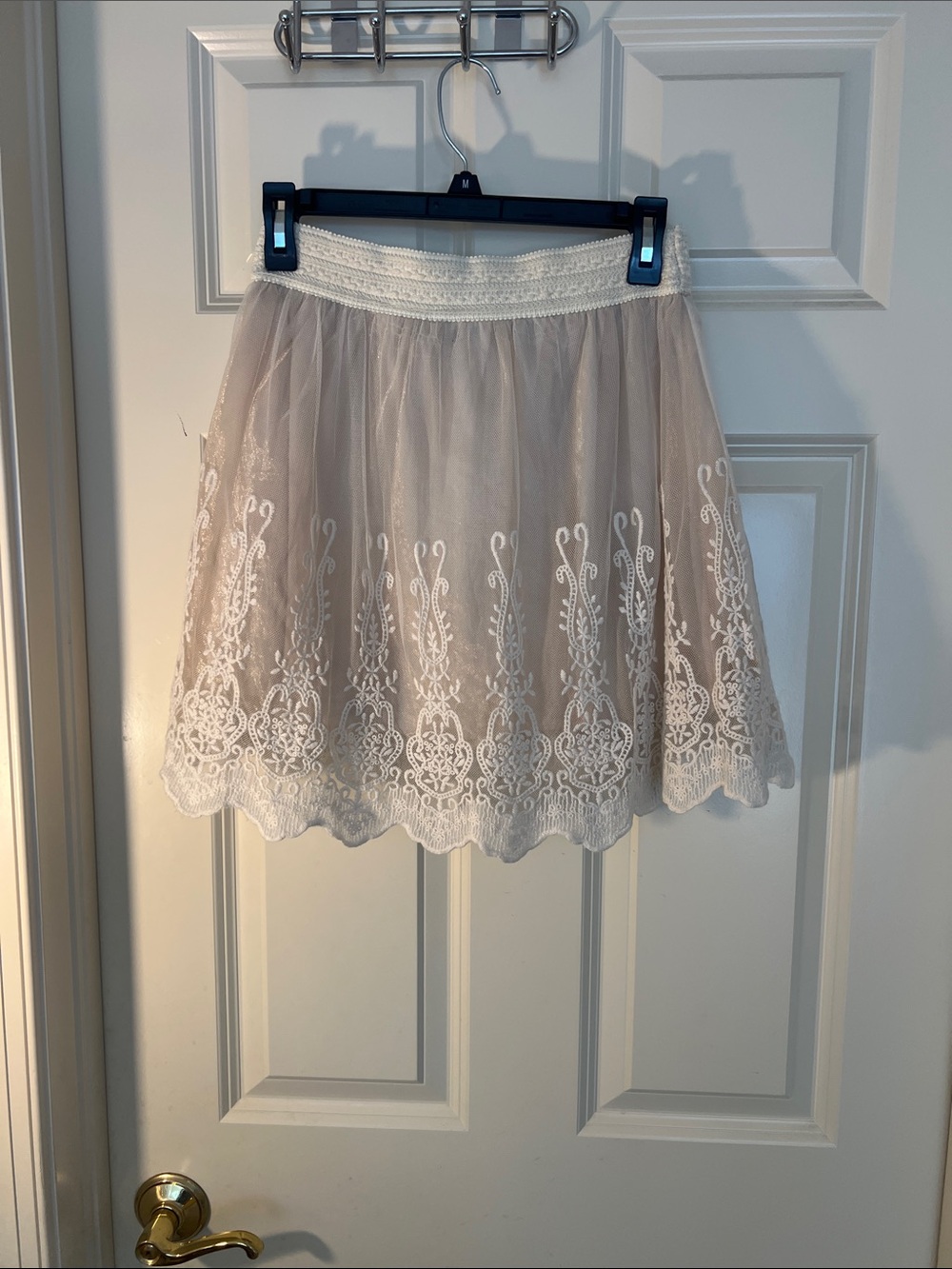 Forever 21 Beige Tulle Skater Skirt with White Lace Trim